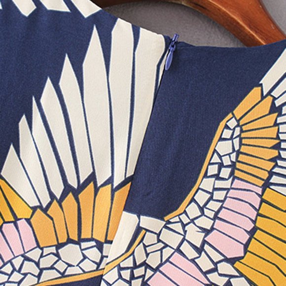 New Cranes Print Belted Wide Leg Jumpsuit Blue - Picture 9 of 10